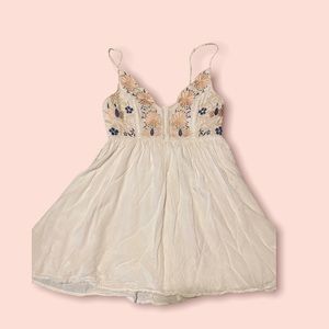 Lulus white embroidery top